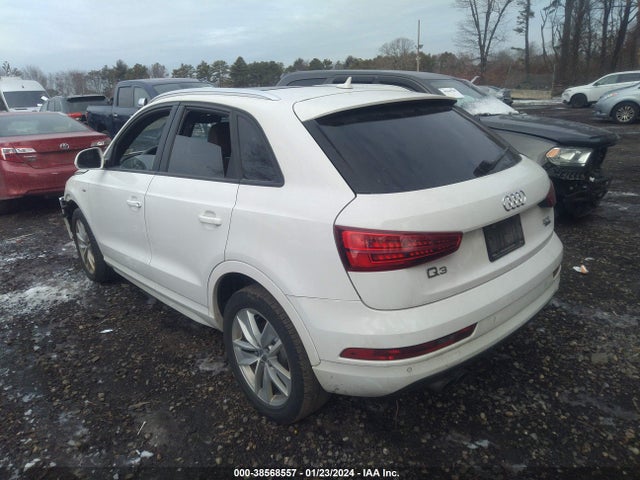 WA1ECCFS3JR019060 Audi Q3 2.0t Premium/2.0t Sport Premium
