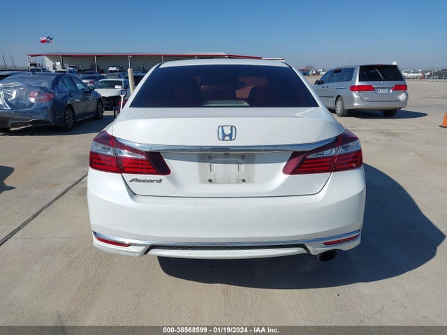 Honda ACCORD LX 2017 1HGCR2F33HA075329 Image 16
