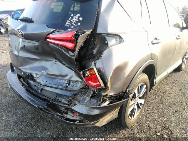 Toyota Rav4 Xle 2018 JTMRFREV4JJ718449 Image 6