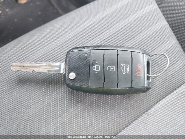 KIA FORTE S 2018 3KPFL4A78JE187016 Image 11