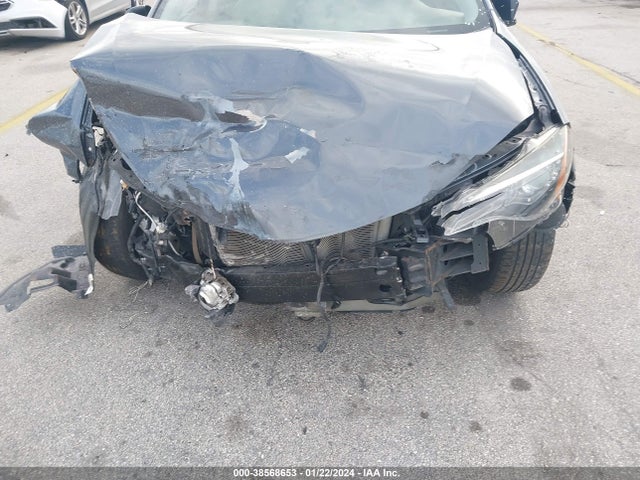 2018 TOYOTA COROLLA LE VIN: 2T1BURHE9JC067317
