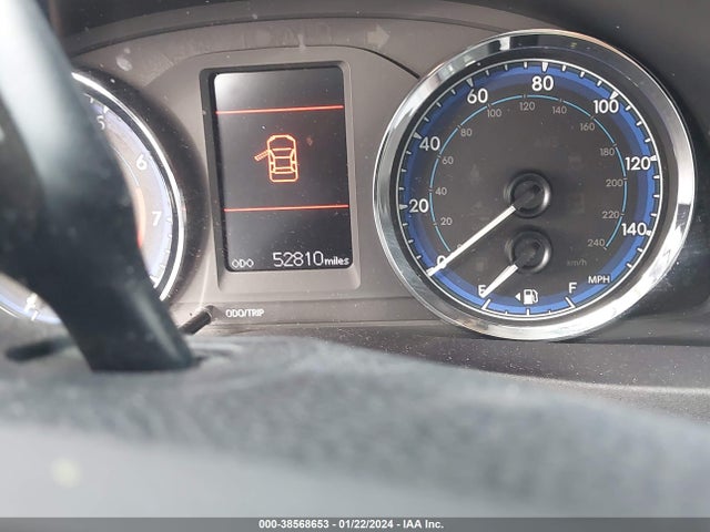 2018 TOYOTA COROLLA LE VIN: 2T1BURHE9JC067317