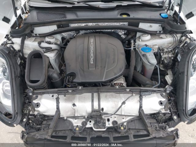 2018 PORSCHE MACAN WP1AA2A52JLB07444 Photo 9