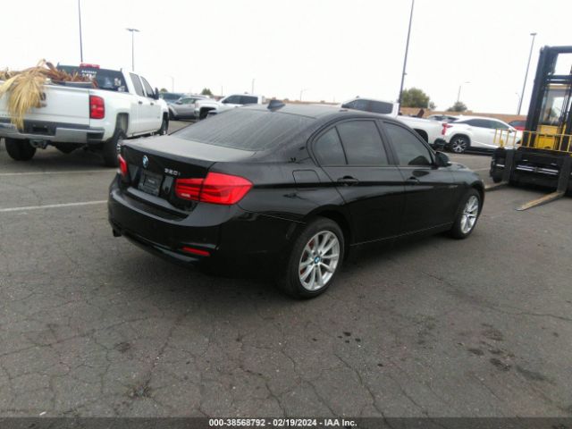 WBA8E1G5XGNT37765 BMW 320i
