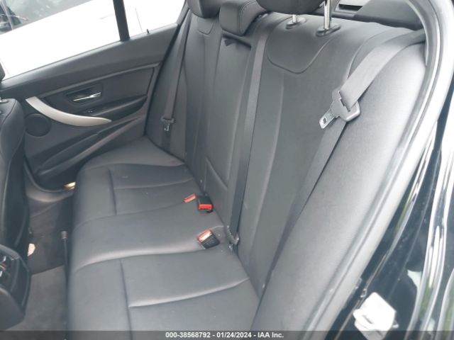 WBA8E1G5XGNT37765 BMW 320i