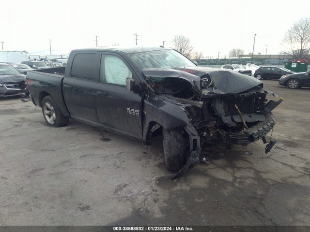 RAM 1500 Express 2016 3C6RR7KT1GG266704 главное изображение