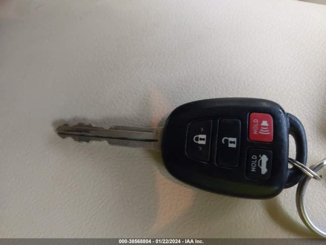 Toyota CAMRY LE 2016 4T4BF1FK2GR544199 Image 11