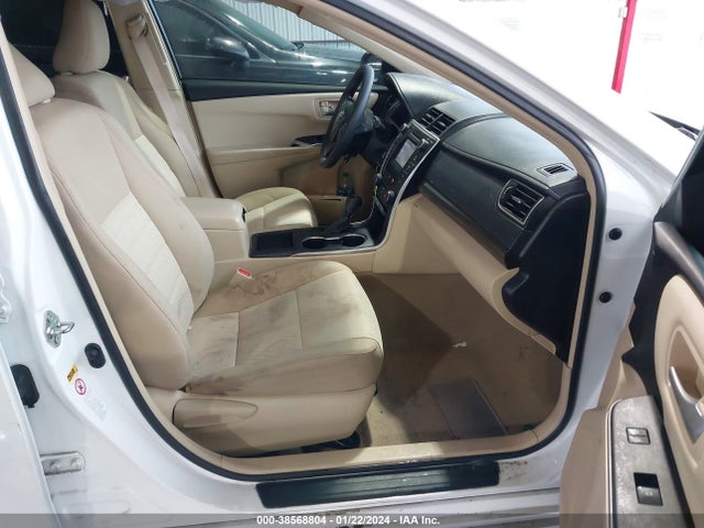 Toyota CAMRY LE 2016 4T4BF1FK2GR544199 Image 5