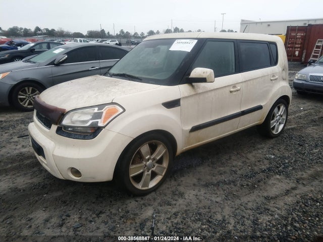 2011 KIA SOUL VIN: KNDJT2A29B7323030