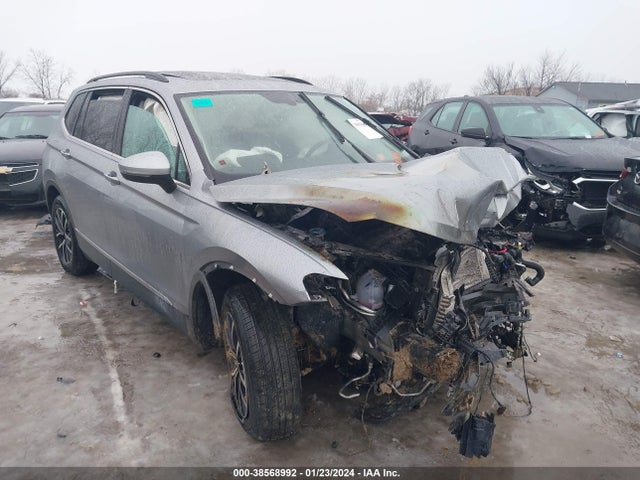 2021 VOLKSWAGEN TIGUAN 2.0T SE/2.0T SE R-LINE BLACK/2.0T SEL VIN: 3VV3B7AX7MM118739