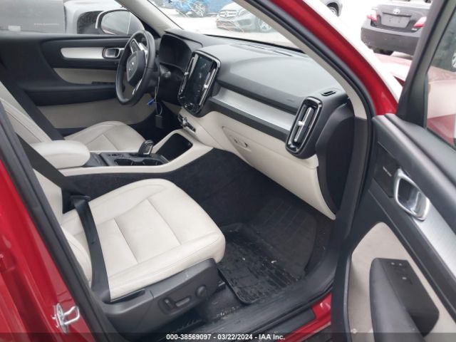 YV4162UK6K2132176 Volvo Xc40 T5 Momentum