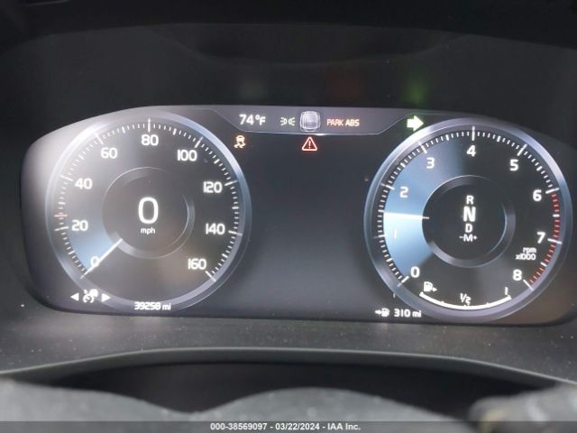 YV4162UK6K2132176 Volvo Xc40 T5 Momentum