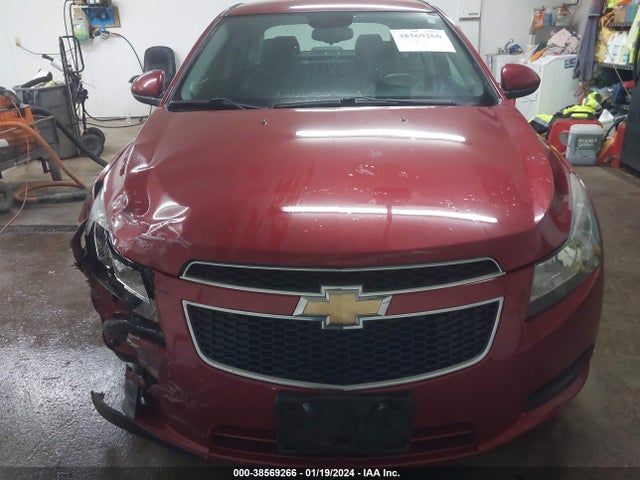 38569266 :رقم المزاد ، 1G1PC5SB9E7414273 vin ، 2014 Chevrolet Cruze 1lt Auto مزاد بيع