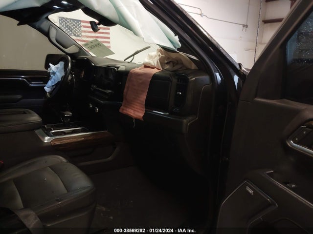 GMC Sierra 1500 4wd  Short Box Elevation With 3sb 2022 3GTUUCED1NG569994 Image 5