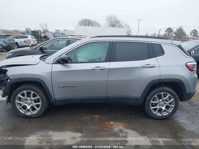 Jeep Compass Latitude Lux 4x4 2022 3C4NJDFB7NT207532 Image 14