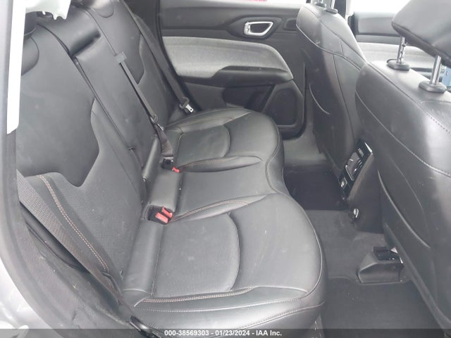Jeep Compass Latitude Lux 4x4 2022 3C4NJDFB7NT207532 Image 8