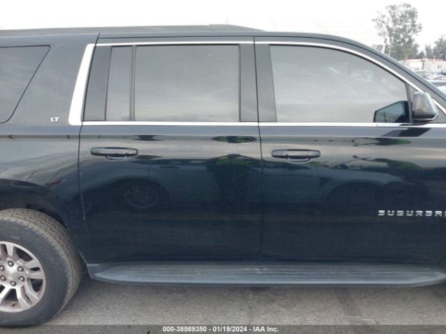 1GNSKHKC7KR359702 Chevrolet Suburban Lt