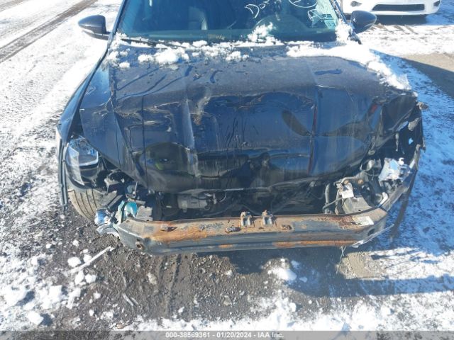 1VWDT7A37HC044045 Volkswagen Passat 1.8t R-line