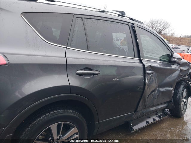 Toyota Rav4 Xle 2018 JTMWFREV2JJ737732 Image 13