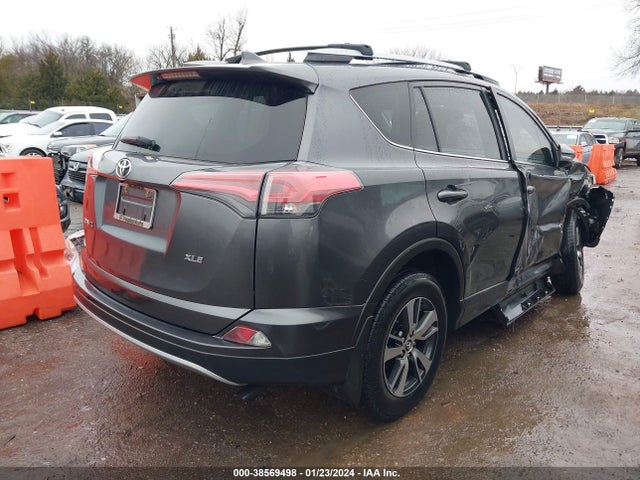 Toyota Rav4 Xle 2018 JTMWFREV2JJ737732 Image 4