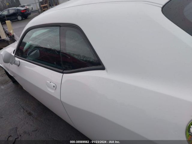 2C3CDZBT8NH200161 Dodge Challenger R/t