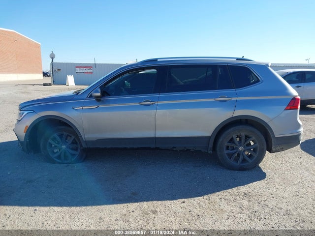 3VV3B7AX3NM166949 Volkswagen Tiguan 2.0t Se