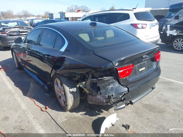 2017 JAGUAR XE SAJAD4BG2HA969848 Photo 2