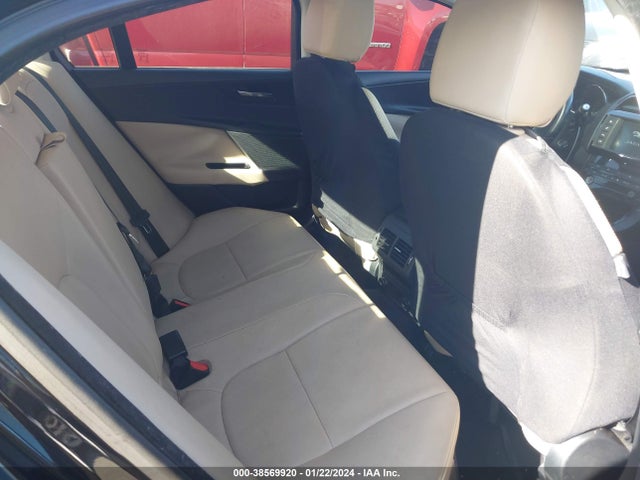 2017 JAGUAR XE SAJAD4BG2HA969848 Photo 7