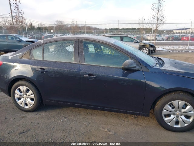 Chevrolet Cruze Ls Manual 2014 1G1PB5SG2E7352276 Image 12