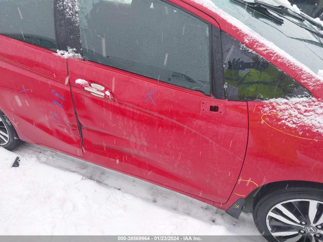 Honda FIT LX 2018 3HGGK5H46JM724546 Image 6