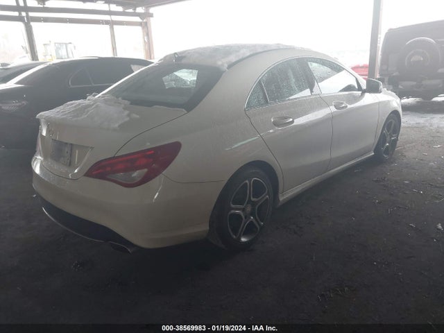 Mercedes-Benz CLA 250 2014 WDDSJ4EB7EN054886 Image 4
