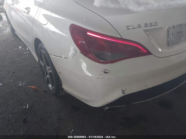 Mercedes-Benz CLA 250 2014 WDDSJ4EB7EN054886 Image 6