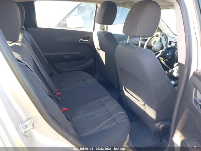 Chevrolet Sonic Lt Auto 2015 1G1JC6SG0F4213095 Image 8