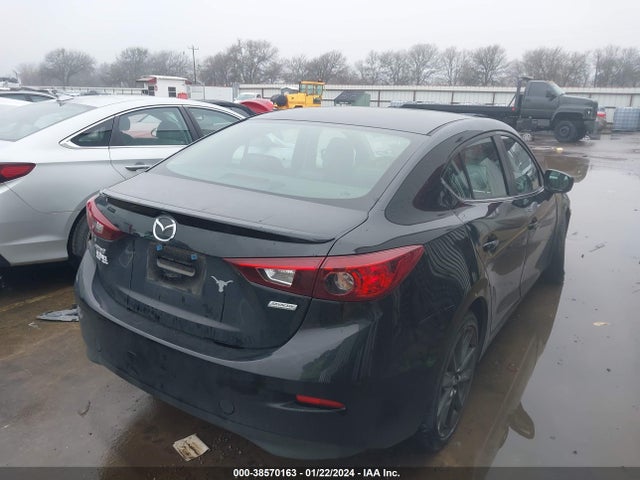 3MZBN1V36JM262393 Mazda Mazda3 Touring