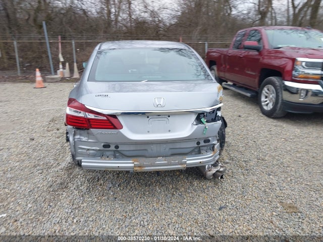 Honda ACCORD LX 2016 1HGCR2F32GA010499 Image 17