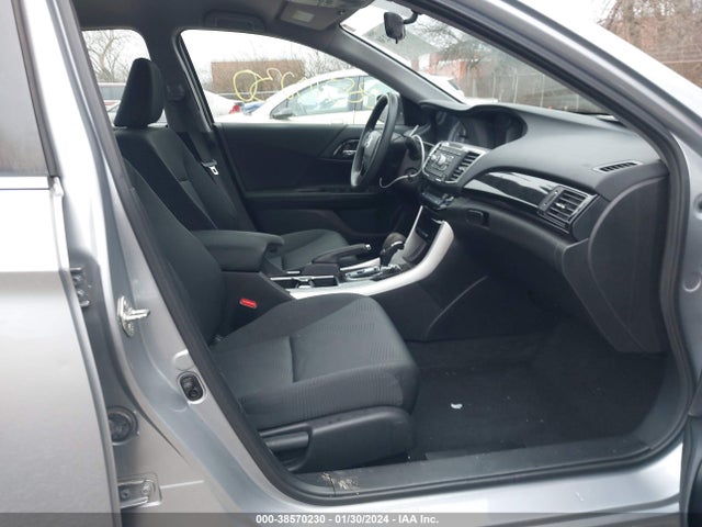 Honda ACCORD LX 2016 1HGCR2F32GA010499 Image 5