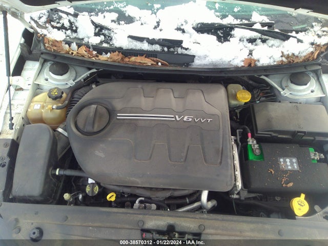 Chrysler 200 S 2015 1C3CCCDG3FN656710 Image 10