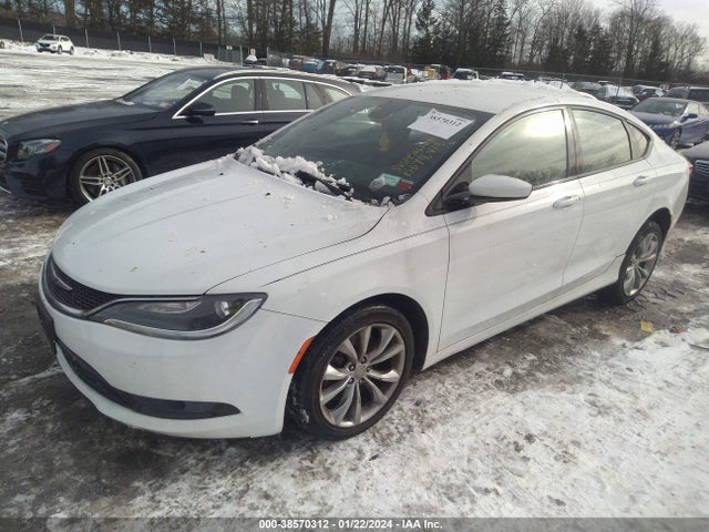 Chrysler 200 S 2015 1C3CCCDG3FN656710 Image 2