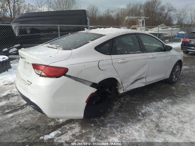 Chrysler 200 S 2015 1C3CCCDG3FN656710 Image 4