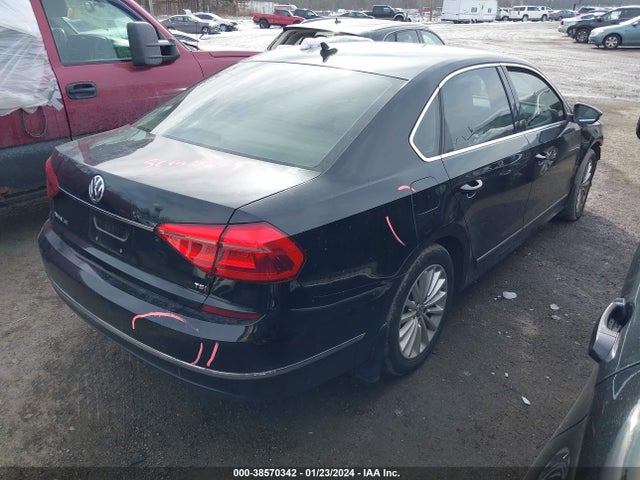 1VWBT7A38GC012761 Volkswagen Passat 1.8t Se