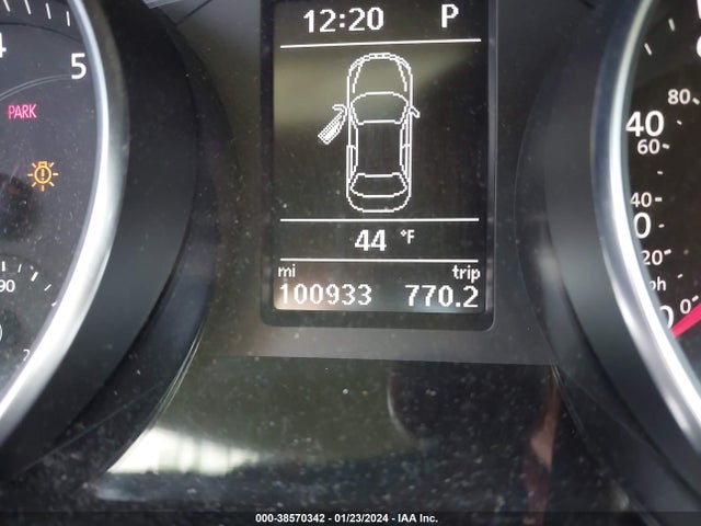 1VWBT7A38GC012761 Volkswagen Passat 1.8t Se