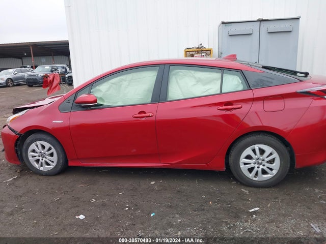 Toyota Prius Two 2016 JTDKBRFU9G3528243 Image 14