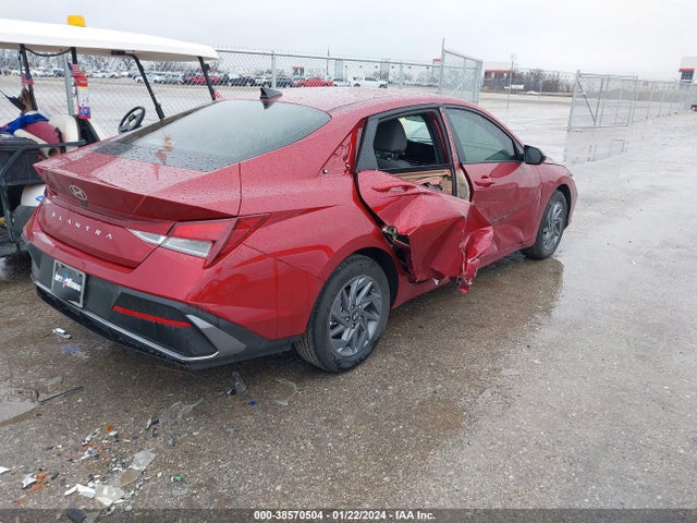 Hyundai ELANTRA SEL 2024 KMHLM4DG1RU659268 Image 4