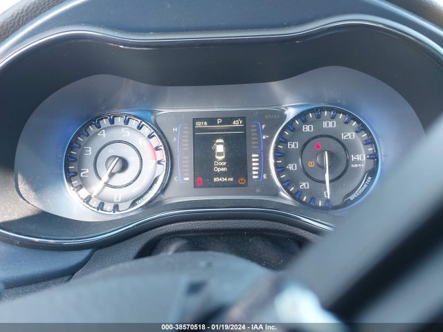 2015 CHRYSLER 200 S VIN: 1C3CCCBB7FN626052