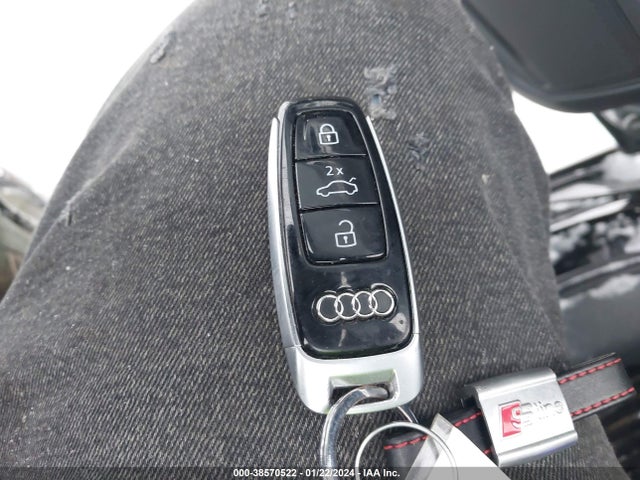 WAUM2AF24KN110661 Audi A6 55 Premium