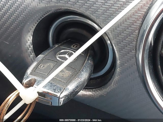 WDCGG8JB1EG330134 Mercedes-Benz Glk 350 4matic