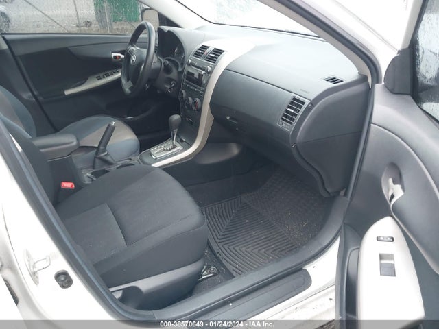 2011 TOYOTA COROLLA S VIN: 2T1BU4EE4BC579804