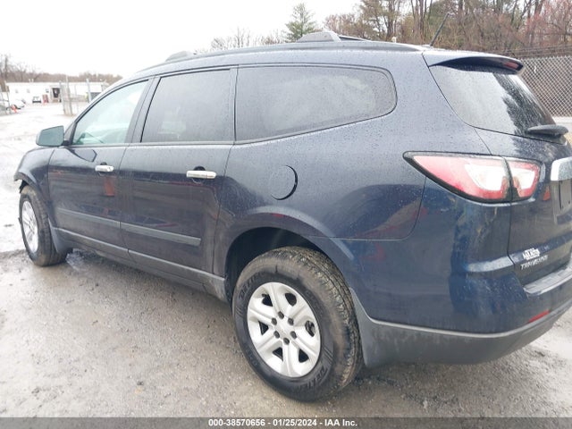 Chevrolet Traverse Ls 2017 1GNKRFKD9HJ207114 Image 3