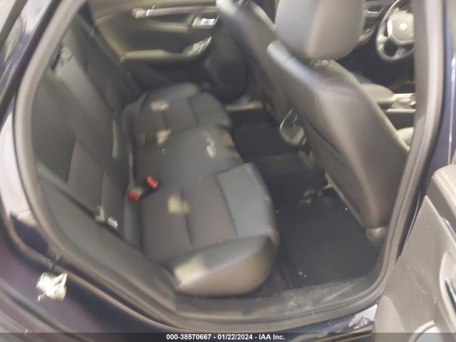 Chevrolet IMPALA 1LT 2018 2G1105S32J9109679 Image 8
