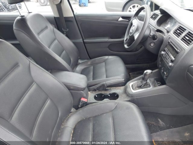 3VWD17AJ1EM263470 Volkswagen Jetta 1.8t Se